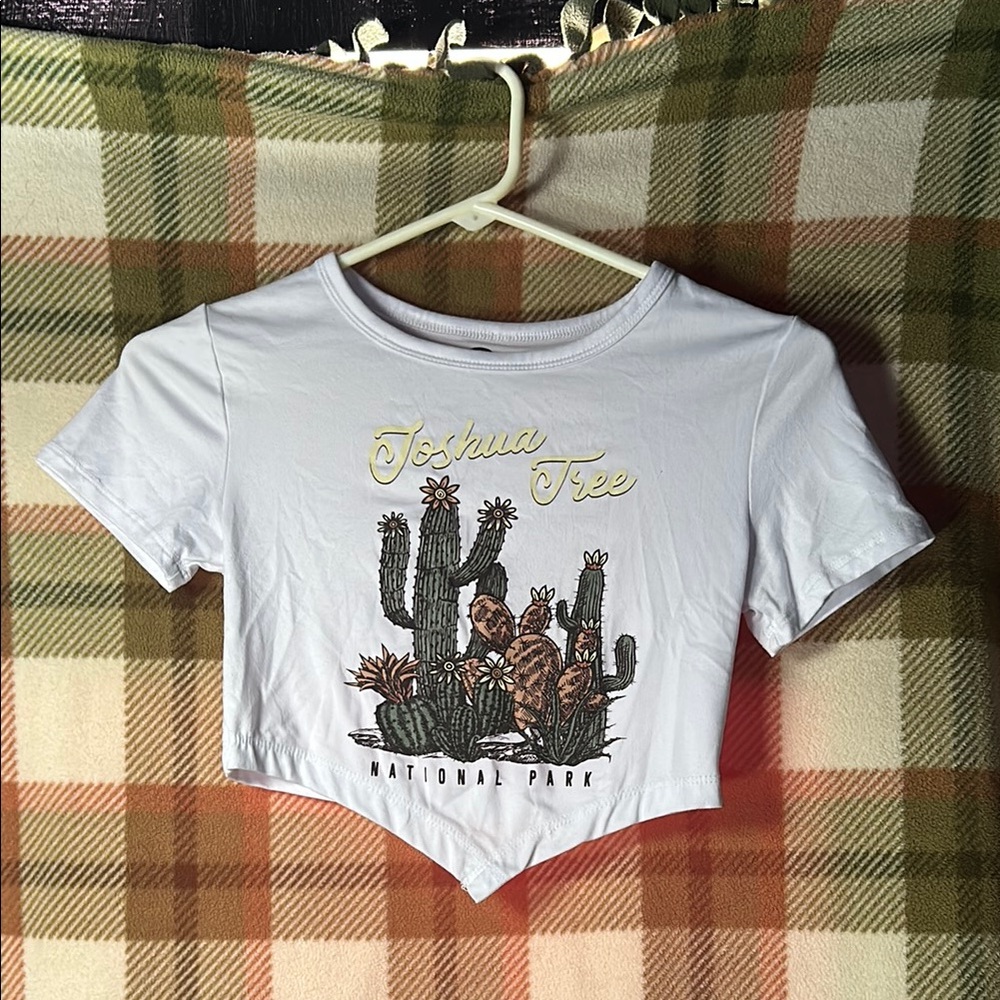 White Joshua Tree Graphic Crop Top